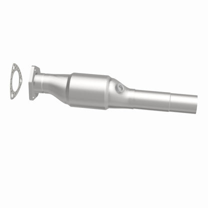 MagnaFlow Volkswagen HM Grade Federal / EPA Compliant Direct-Fit Catalytic Converter 22931 360 Degree Image Set