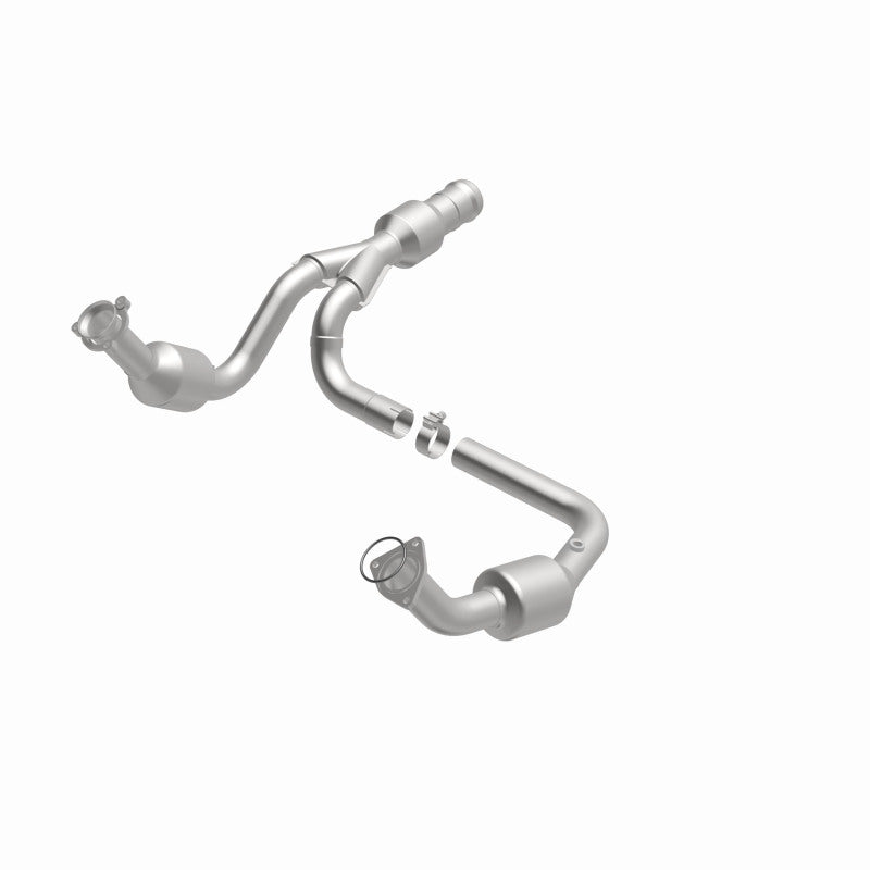 MagnaFlow California Grade CARB Compliant Direct-Fit Catalytic Converter 5582616 360 Degree Image Set
