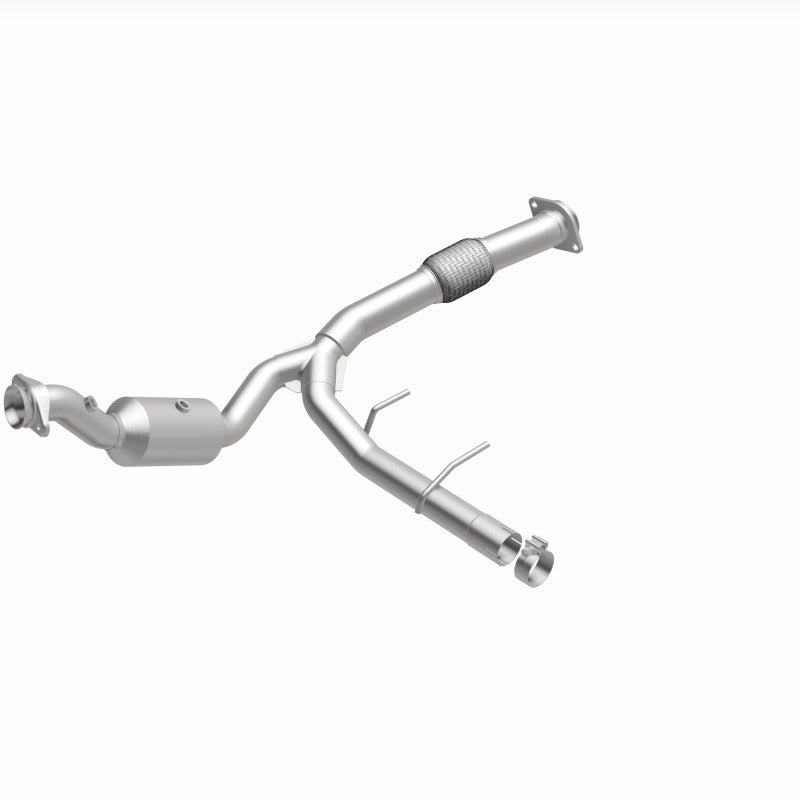Magnaflow 18-21 Ford Expedition Right Underbody 3.5L Direct Fit Catalytic Converter 280219 280219 360 Degree Image Set