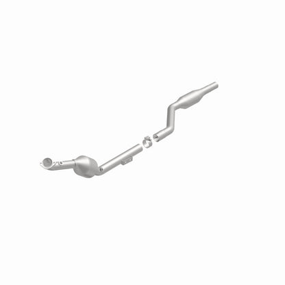 MagnaFlow Mercedes-Benz California Grade CARB Compliant Direct-Fit Catalytic Converter 5411937 360 Degree Image Set