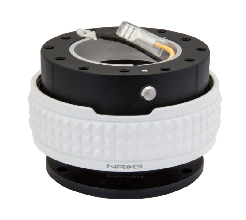 NRG Quick Release Kit - Black Body / Glow In The Dark Pyramid Ring 10TB SRK-210BK/GL Photo - Primary