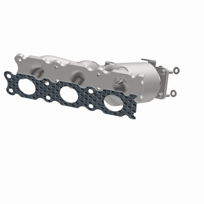 MagnaFlow Volvo XC90 OEM Grade Federal / EPA Compliant Manifold Catalytic Converter 22-173 360 Degree Image Set