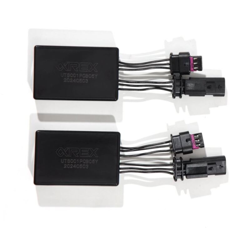 AlphaRex 17-23 Tesla Model 3/Y Stock Reflector Headlights to ARX Fog Lights Decoder Wiring Adapter 210081 210081 Photo - Primary