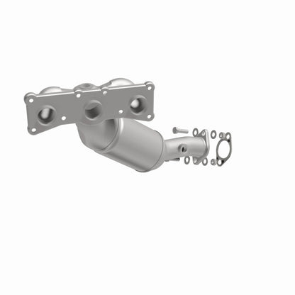 MagnaFlow BMW OEM Grade Federal / EPA Compliant Manifold Catalytic Converter 51226 360 Degree Image Set