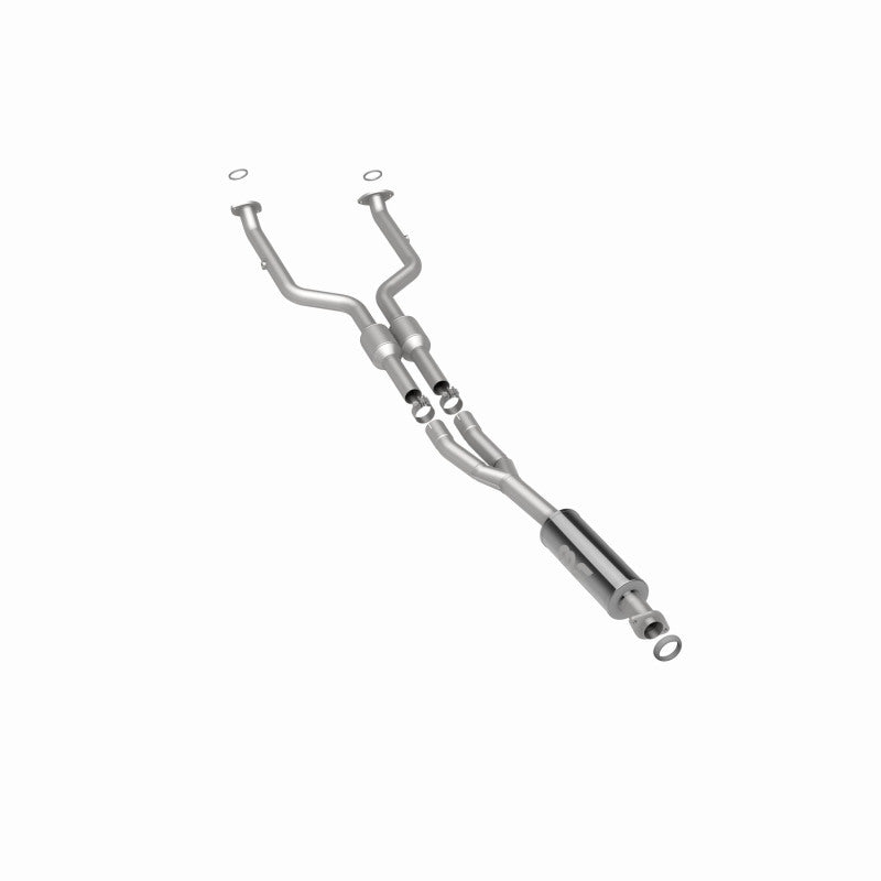 MagnaFlow Lexus GS300 HM Grade Federal / EPA Compliant Direct-Fit Catalytic Converter 24423 360 Degree Image Set
