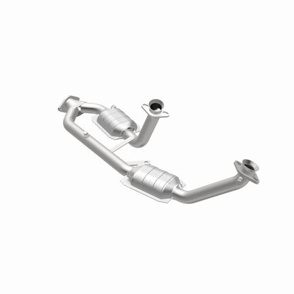 MagnaFlow Ford Windstar HM Grade Federal / EPA Compliant Direct-Fit Catalytic Converter 93342 360 Degree Image Set