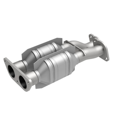 MagnaFlow California Grade CARB Compliant Direct-Fit Catalytic Converter 447201 360 Degree Image Set