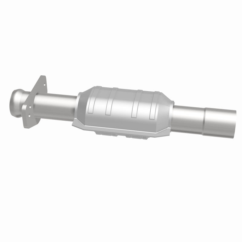 MagnaFlow Standard Grade Federal / EPA Compliant Direct-Fit Catalytic Converter 93485 360 Degree Image Set