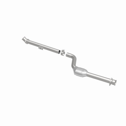 MagnaFlow Mercedes-Benz C230 OEM Grade Federal / EPA Compliant Direct-Fit Catalytic Converter 51592 360 Degree Image Set
