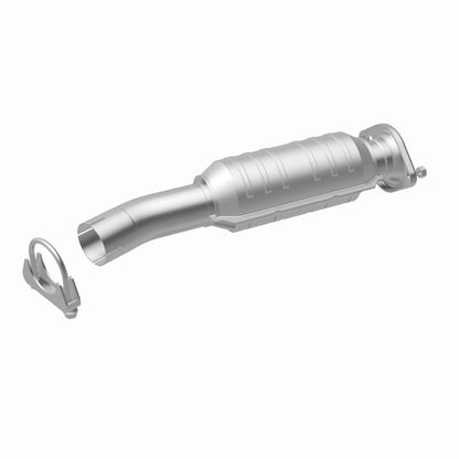 MagnaFlow Toyota Sienna OEM Grade Federal / EPA Compliant Direct-Fit Catalytic Converter 49099 360 Degree Image Set