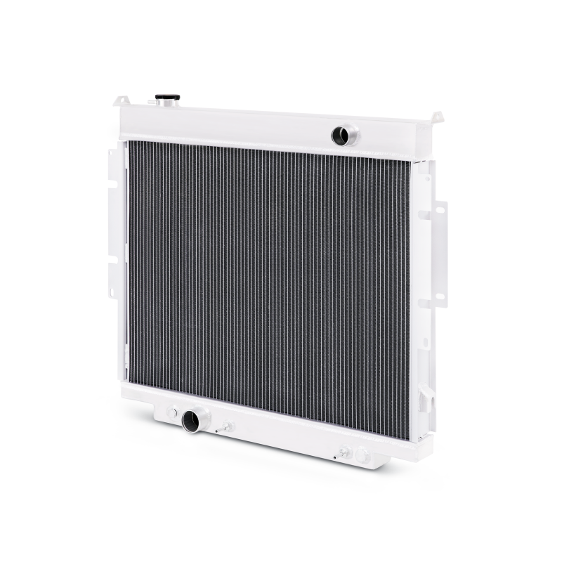 Mishimoto Ford 6.9L & 7.3L IDI Diesel Performance Aluminum Radiator MMRAD-F2D-83 Photo - Close Up