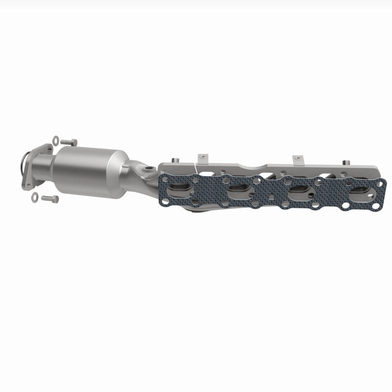 Magnaflow 05-06 Nissan Titan 5.6L Direct Fit Converter 5582380 5582380 360 Degree Image Set