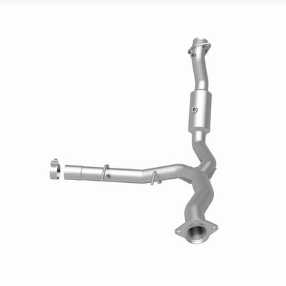 MagnaFlow OEM Grade Federal / EPA Compliant Direct-Fit Catalytic Converter 21-528 360 Degree Image Set