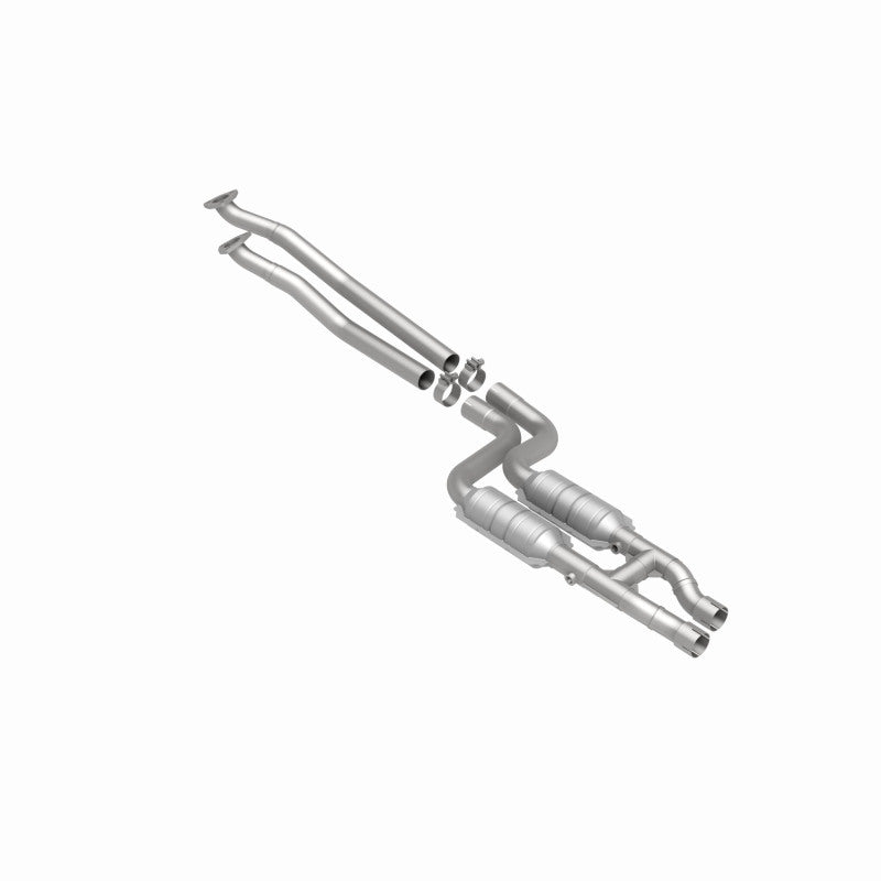 MagnaFlow BMW 528i HM Grade Federal / EPA Compliant Direct-Fit Catalytic Converter 24022 360 Degree Image Set