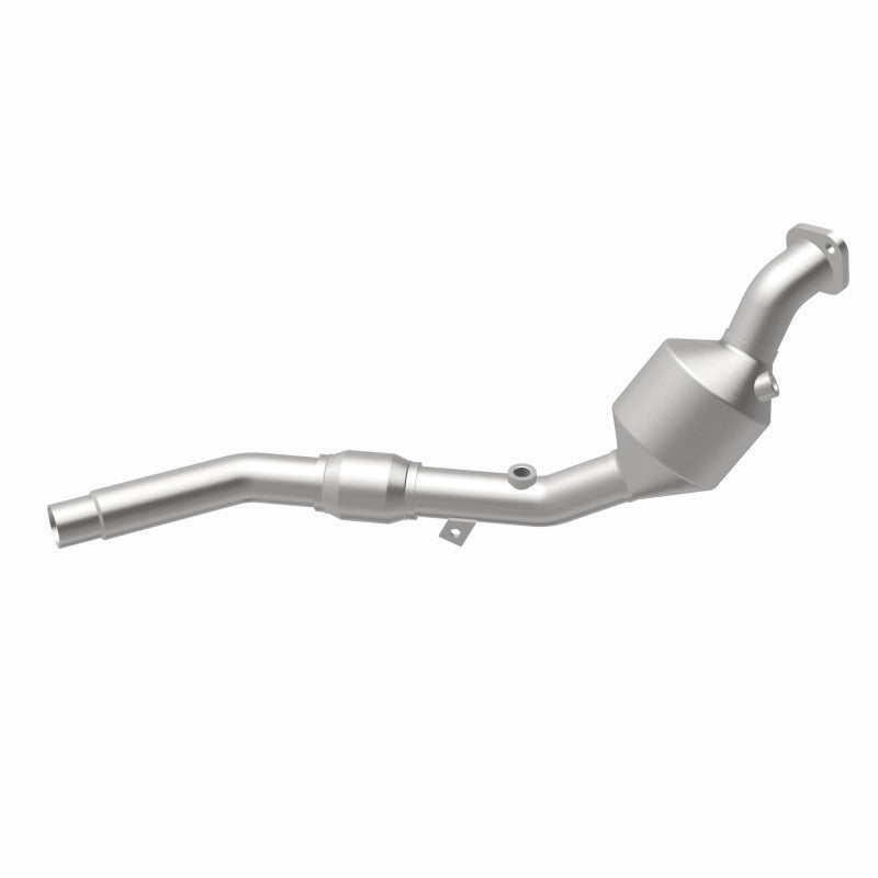 MagnaFlow Land Rover Freelander OEM Grade Federal / EPA Compliant Direct-Fit Catalytic Converter 51877 360 Degree Image Set