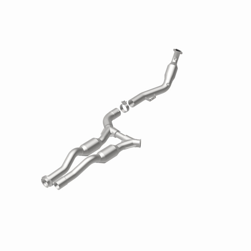 MagnaFlow Mercedes-Benz HM Grade Federal / EPA Compliant Direct-Fit Catalytic Converter 24334 360 Degree Image Set