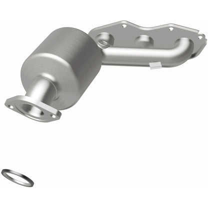 MagnaFlow Toyota OEM Grade Federal / EPA Compliant Manifold Catalytic Converter 52580 Photo - out of package
