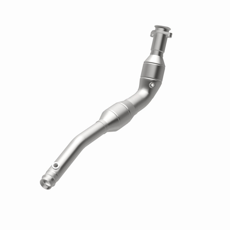 MagnaFlow Land Rover LR4 OEM Grade Federal / EPA Compliant Direct-Fit Catalytic Converter 21-717 360 Degree Image Set