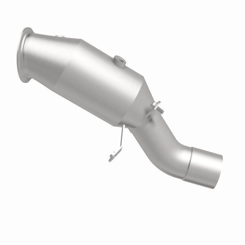 MagnaFlow BMW OEM Grade Federal / EPA Compliant Direct-Fit Catalytic Converter 52258 360 Degree Image Set