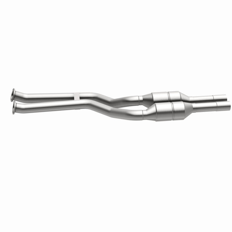 MagnaFlow BMW OEM Grade Federal / EPA Compliant Direct-Fit Catalytic Converter 49760 360 Degree Image Set