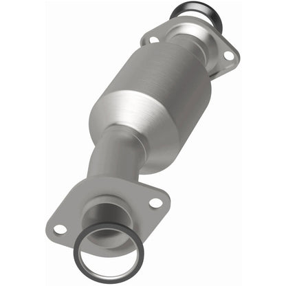 MagnaFlow Toyota Sienna OEM Grade Federal / EPA Compliant Direct-Fit Catalytic Converter 52557 Photo - out of package