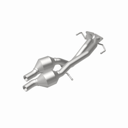 MagnaFlow OEM Grade Federal / EPA Compliant Direct-Fit Catalytic Converter 51957 360 Degree Image Set