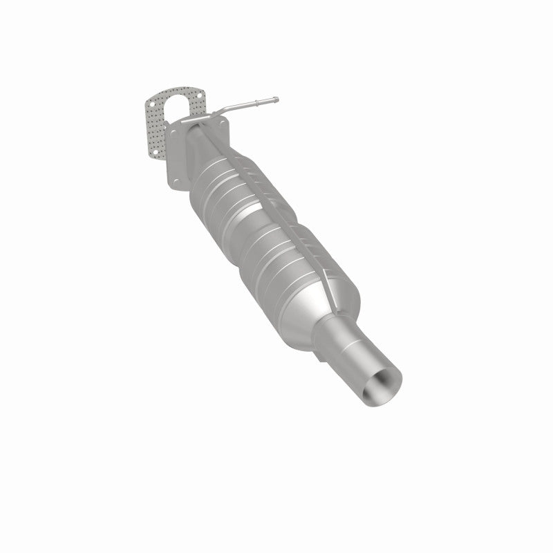 MagnaFlow Ford OEM Grade Federal / EPA Compliant Direct-Fit Catalytic Converter 51221 360 Degree Image Set