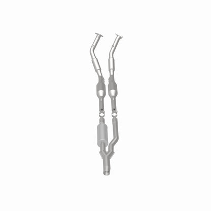 MagnaFlow HM Grade Federal / EPA Compliant Direct-Fit Catalytic Converter 24587 360 Degree Image Set