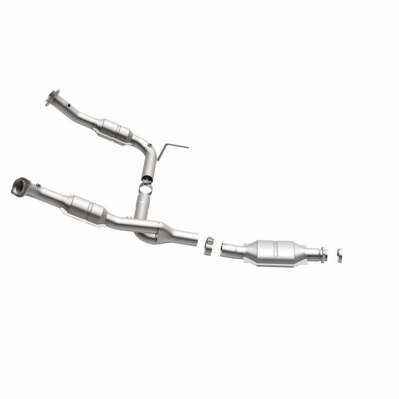 MagnaFlow California Grade CARB Compliant Direct-Fit Catalytic Converter 447243 360 Degree Image Set