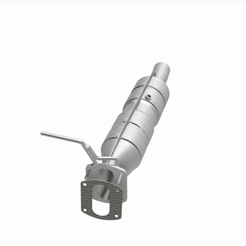 Magnaflow 09-19 Ford F53 V10 6.8L Underbody 6.8L Direct Fit Catalytic Converter 280435 280435 360 Degree Image Set