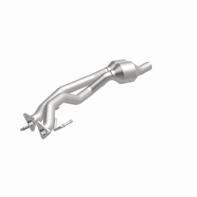 MagnaFlow California Grade CARB Compliant Direct-Fit Catalytic Converter 5491957 360 Degree Image Set