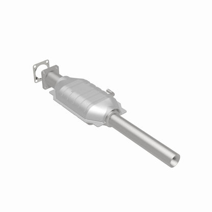 MagnaFlow Jeep Wrangler Standard Grade Federal / EPA Compliant Direct-Fit Catalytic Converter 23225 360 Degree Image Set