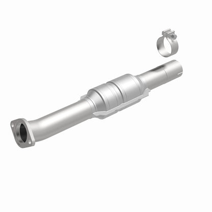MagnaFlow Toyota Venza OEM Grade Federal / EPA Compliant Direct-Fit Catalytic Converter 52108 360 Degree Image Set