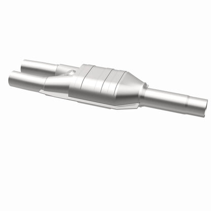 MagnaFlow HM Grade Federal / EPA Compliant Direct-Fit Catalytic Converter 23286 360 Degree Image Set