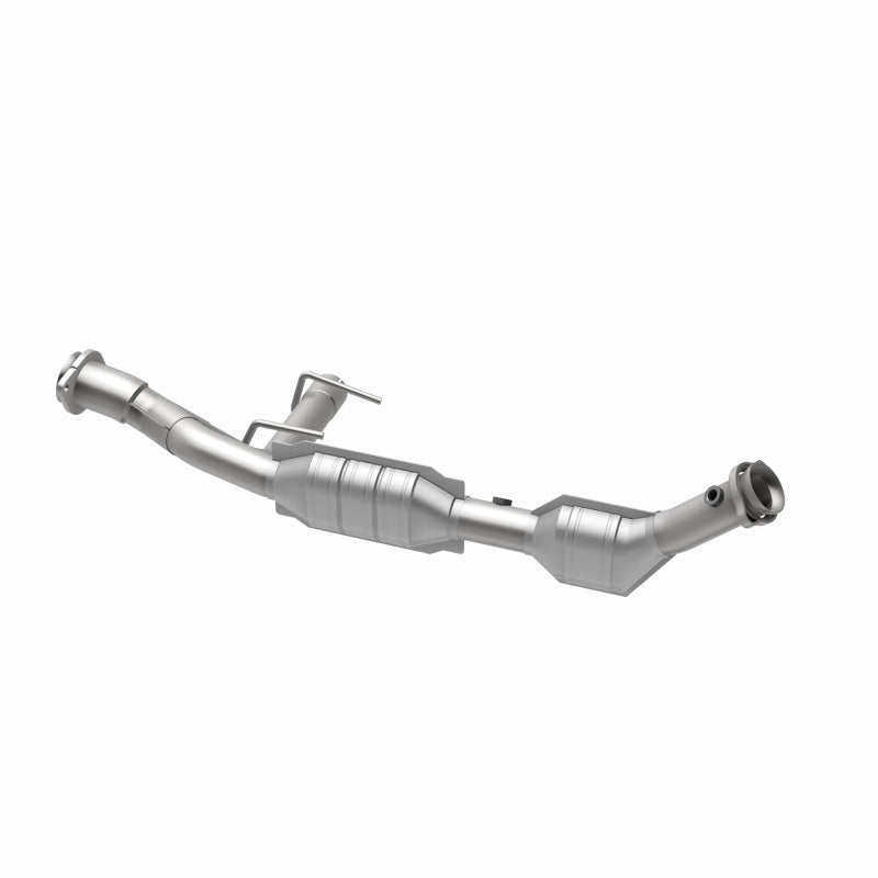 MagnaFlow Ford Expedition OEM Grade Federal / EPA Compliant Direct-Fit Catalytic Converter 49607 360 Degree Image Set