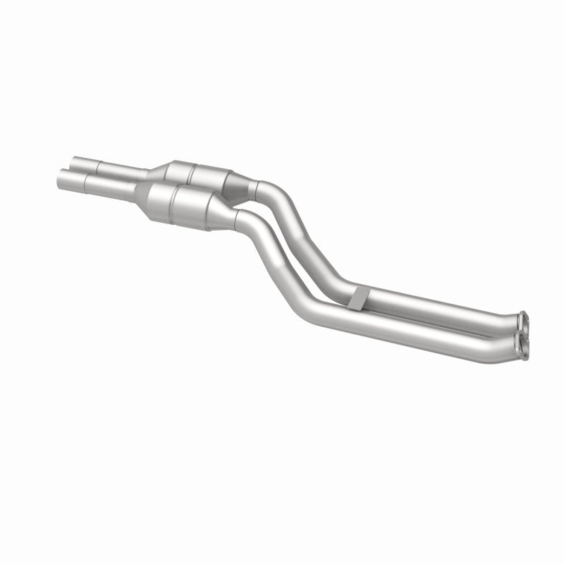 MagnaFlow BMW HM Grade Federal / EPA Compliant Direct-Fit Catalytic Converter 24510 360 Degree Image Set