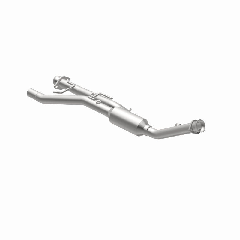 MagnaFlow California Grade CARB Compliant Direct-Fit Catalytic Converter 4451314 360 Degree Image Set