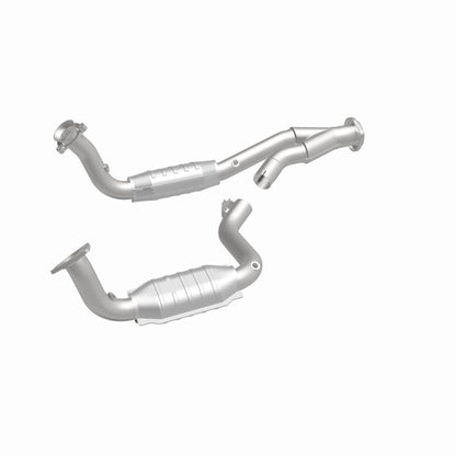 MagnaFlow Chevrolet SSR HM Grade Federal / EPA Compliant Direct-Fit Catalytic Converter 93380 360 Degree Image Set