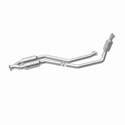 MagnaFlow Mercedes-Benz California Grade CARB Compliant Direct-Fit Catalytic Converter 444059 360 Degree Image Set