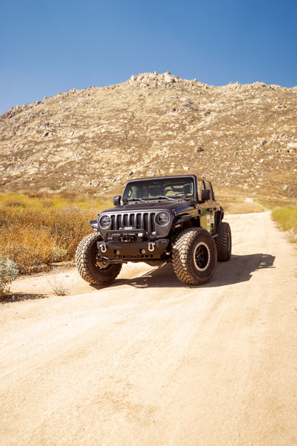 DV8 Offroad 07-23 Jeep Wrangler/Gladiator JT/JK/JL FS-25 Stubby Front Bumper w/Plated Bull Bar FBJL-06 FBJL-06 Photo - Unmounted
