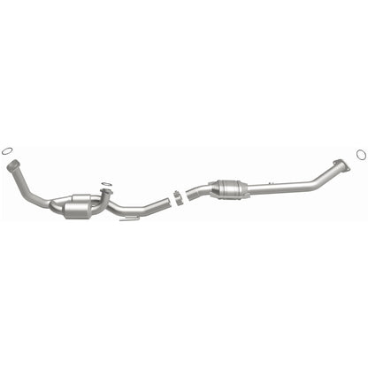 MagnaFlow Toyota Sienna OEM Grade Federal / EPA Compliant Direct-Fit Catalytic Converter 52457 Photo - out of package