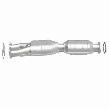 MagnaFlow Ford Standard Grade Federal / EPA Compliant Direct-Fit Catalytic Converter 23386 360 Degree Image Set