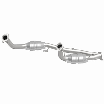 MagnaFlow Ford Windstar California Grade CARB Compliant Direct-Fit Catalytic Converter 4451381 360 Degree Image Set