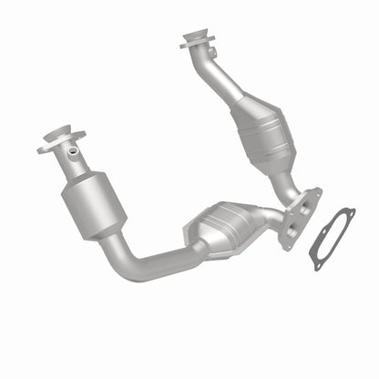 MagnaFlow HM Grade Federal / EPA Compliant Direct-Fit Catalytic Converter 93168 360 Degree Image Set