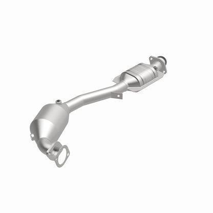 Magnaflow 2005 Subaru Outback 2.5L Direct Fit Converter 5481622 5481622 360 Degree Image Set