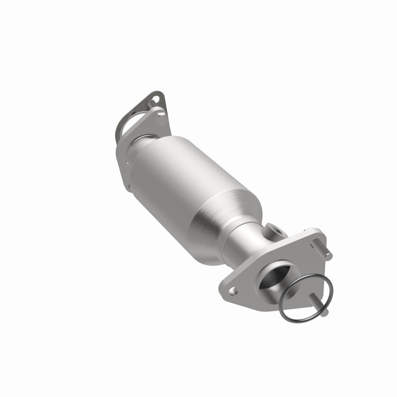 MagnaFlow OEM Grade Federal / EPA Compliant Direct-Fit Catalytic Converter 52668 360 Degree Image Set