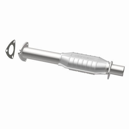 MagnaFlow Standard Grade Federal / EPA Compliant Direct-Fit Catalytic Converter 93483 360 Degree Image Set