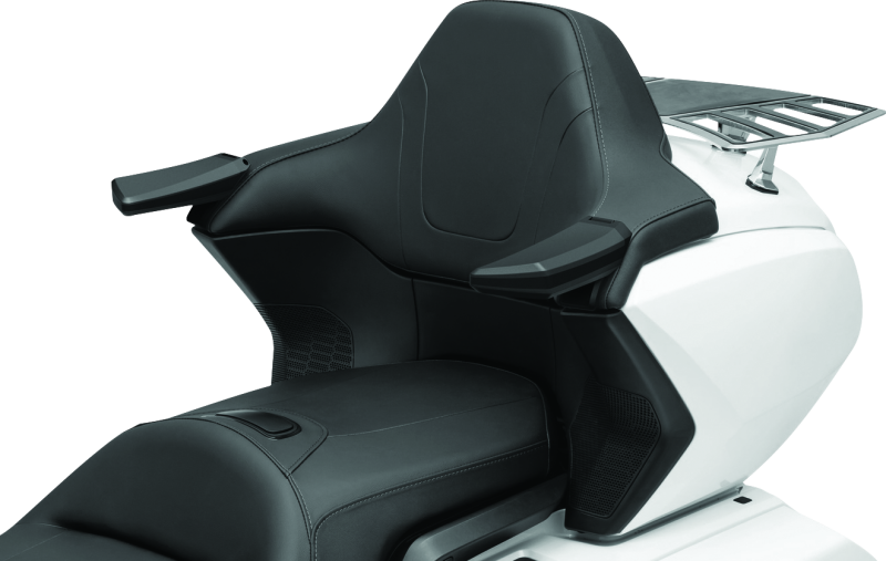 Kuryakyn Omni Pass Armrests Blk 6770 6770 User 1
