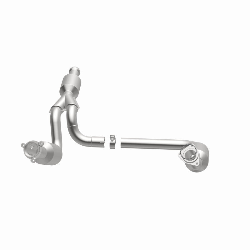 MagnaFlow California Grade CARB Compliant Direct-Fit Catalytic Converter 5582578 360 Degree Image Set
