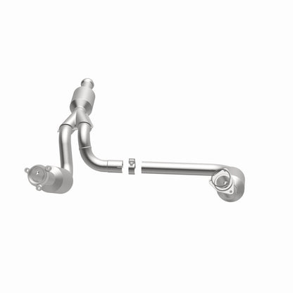 MagnaFlow California Grade CARB Compliant Direct-Fit Catalytic Converter 5582578 360 Degree Image Set